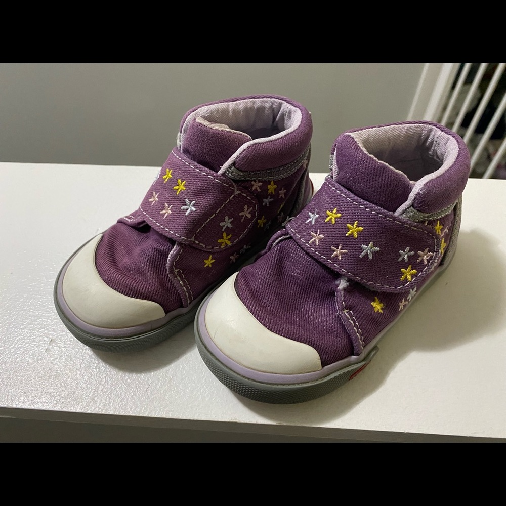 SOLD Toddler Size 7 See Kai Run High Top Sneakers